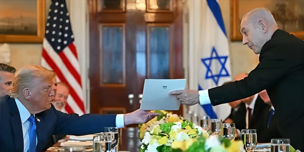 গাজা খালি করার ছক: আন্তর্জাতিক আইন লঙ্ঘনের অভিযোগ