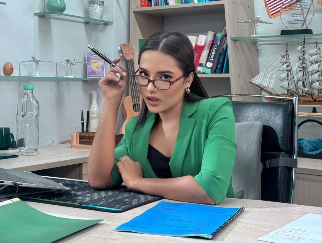 মিয়া খলিফার সঙ্গে তুলনা! মুখ খুললেন অভিনেত্রী মাহি